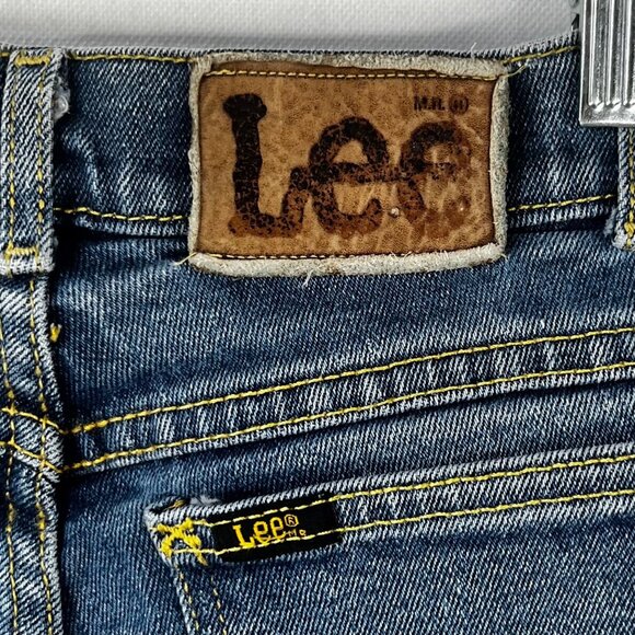 Lee High Waisted Denim Shorts Womens Size 8 Raw Hem - Picture 7 of 9